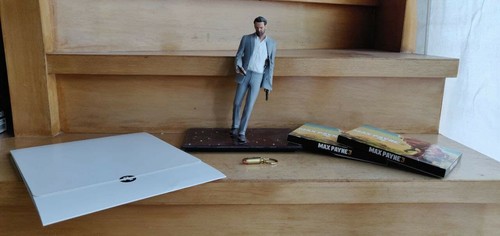 Max payne collector s - payne, collector's