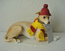 Next Natural Walter the Whippet cane cucciolo sciarpa gialla ornamento scultura 