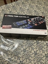 C Traktor Kontrol X1 Dj