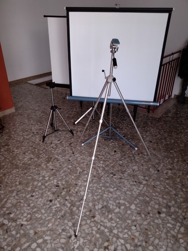Cavalletto per macchina - cavalletto,
