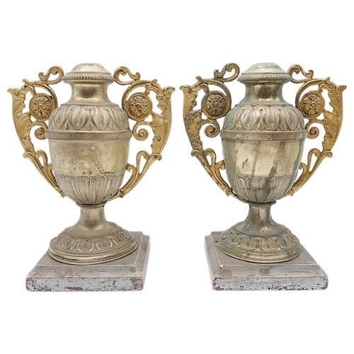 Coppia rara vasetti - di,