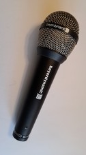 Un microfono Beyerdynamic M700