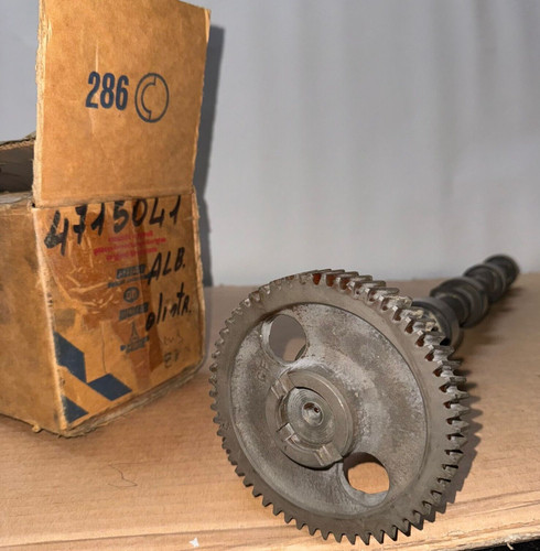 Albero cammes distribuzione - albero, a