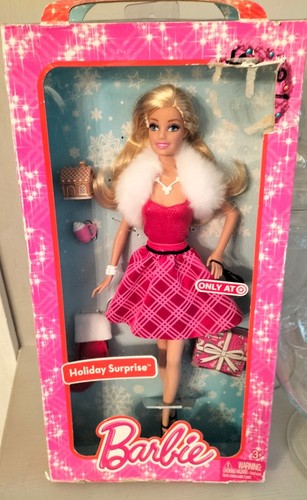 Barbie holiday surprise nrfb - barbie,