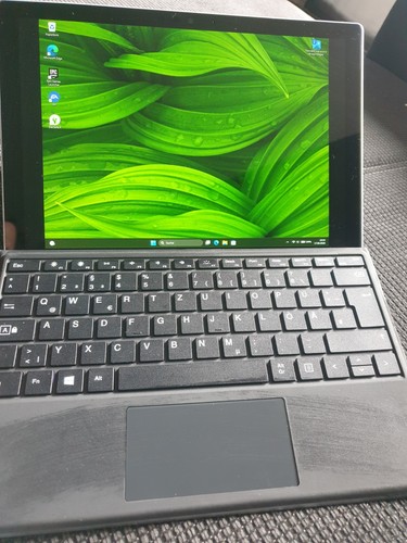 Microsoft surface pro - 5, con