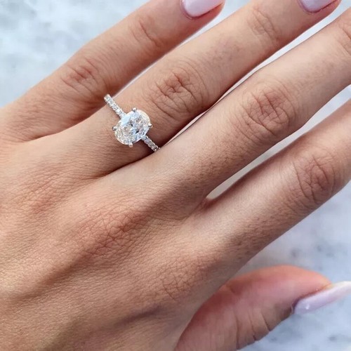 Anello solitario matrimonio