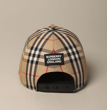 Cappellino Burberry logo