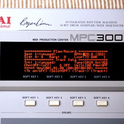 Akai mpc 3000 - akai, display