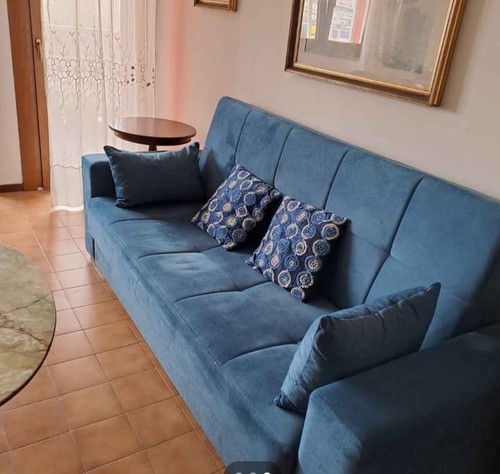 Divano letto tre posti - letto,