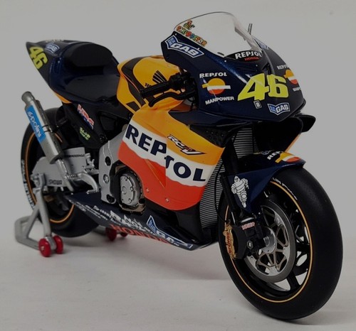 Honda rc211v 2002 - 2002, valentino