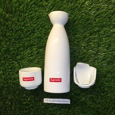 Supreme FW17 Sake Set White (Damaged Cup)