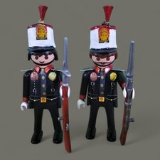 PLAYMOBIL CUSTOM  SOLDADO CASA