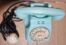 Vintage telefono a disco azzurro Sip