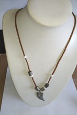 COLLANA LUNGA Di CORDA CON