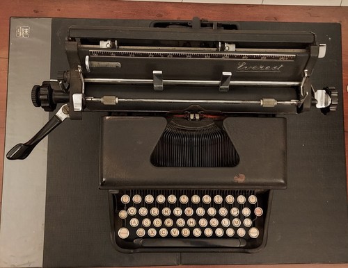 Macchina scrivere epoca - da,