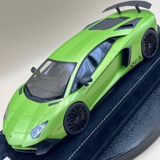 MR Collection 1/18 Aventador