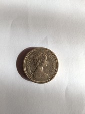 one pound 1983 Rara Queen