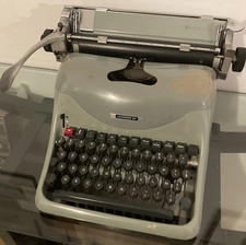 OLIVETTI LEXICON 80  vecchia