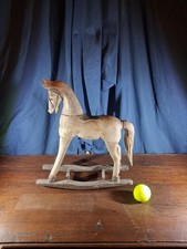 Antico cavallo  Dondolo In Lrgno