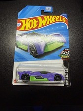 Hot Wheels Futurismo 2025
