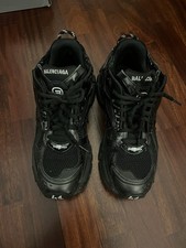 balenciaga runner