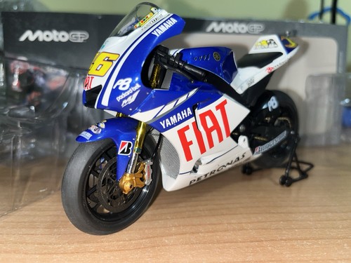 Yamaha yzr rossi 1 - yamaha, 1:12