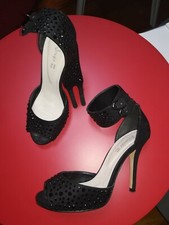 Sandali neri donna 37 tacco spillo borchiette nere fascia caviglia scarpe usate