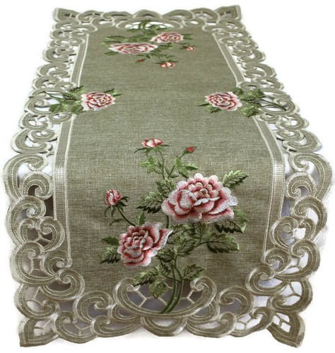 Doily boutique runner - doily,