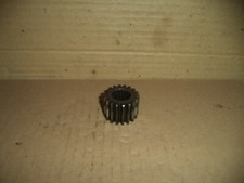 HONDA XL 125 R 1988 - INGRANAGGIO TRASMISSIONE PIGNONE ALBERO MOTORE