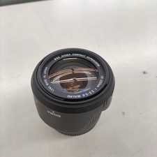 Sigma 200mm 5 - f/3.5-5.6, macro