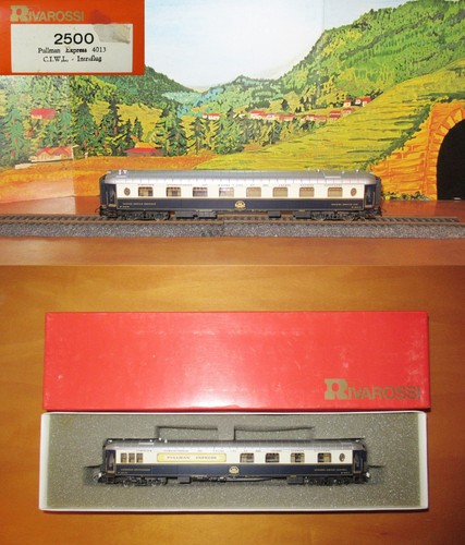 Rivarossi 242 carrozza - 242,