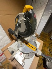 Troncatrice Dewalt