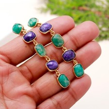 Orecchino verde con giada blu