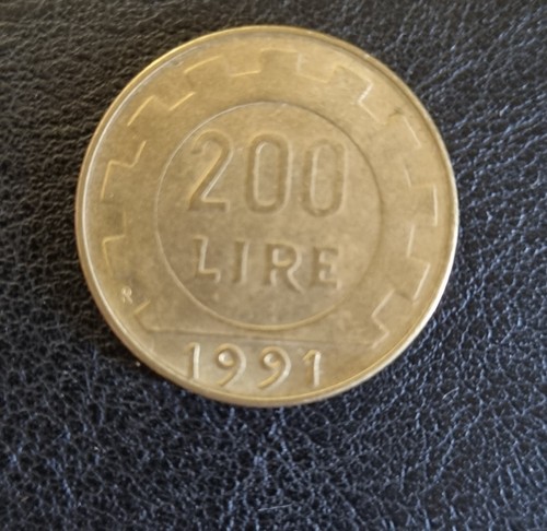 Moneta 200 lire - moneta,