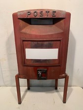 Cassette Postale Con Basamento Vintage