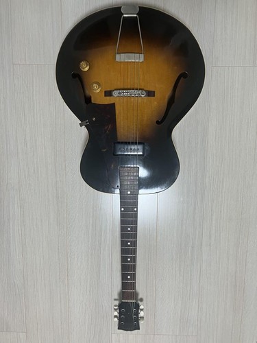 Chitarra acustica completa