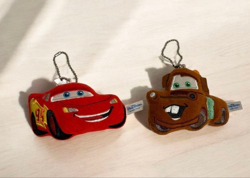 Disney cars peluche - cars, badge