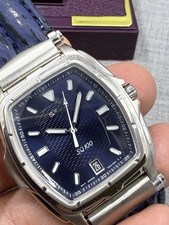 Orologio Seiko SQ 100 modello