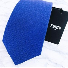 Cravatta Fendi modello Zucca