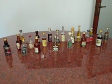 Lotto 4 - 20 rari mignon bottigliette collezione whisky scotch brandy liquori