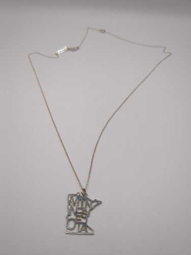 Collana con ciondolo - , in