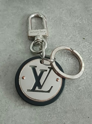 Porte clé louis vuitton - clé,