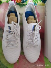 WOMEN'S CLOTHING ACCESSORIES