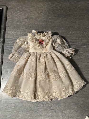 Petits robe poupée - petits, ancienneet
