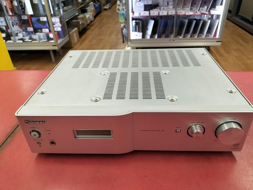 Amplificatore preamplificatore