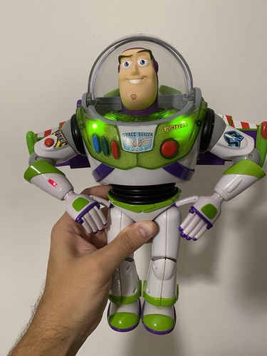 Buzz lightyear power 12 - lightyear,