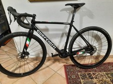 Bicicletta ciclocross gravel