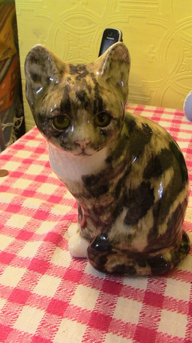 Signed winstanley cat size - signed, 4