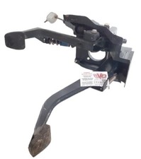 A2032901219 Pedaliera freno e frizione Mercedes clk w209 270cdi 170cv (LEGGI)