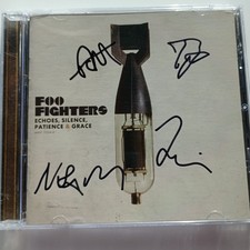 Foo Fighters Echoes Silence